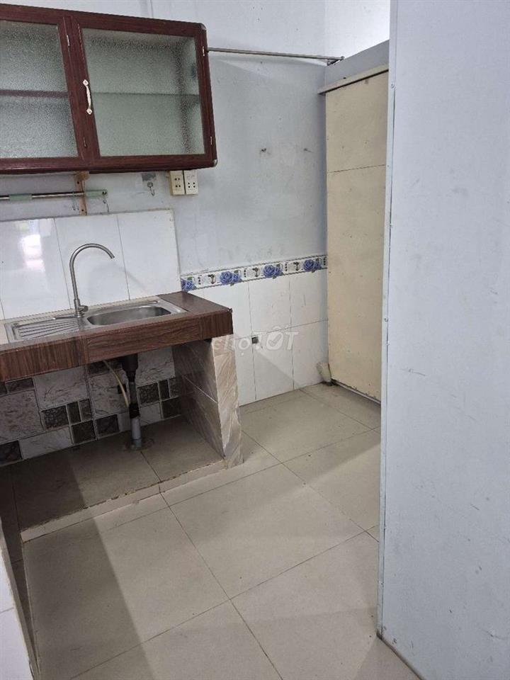 nhà hẽm xe hơi, khu dân cư  yên tĩnh