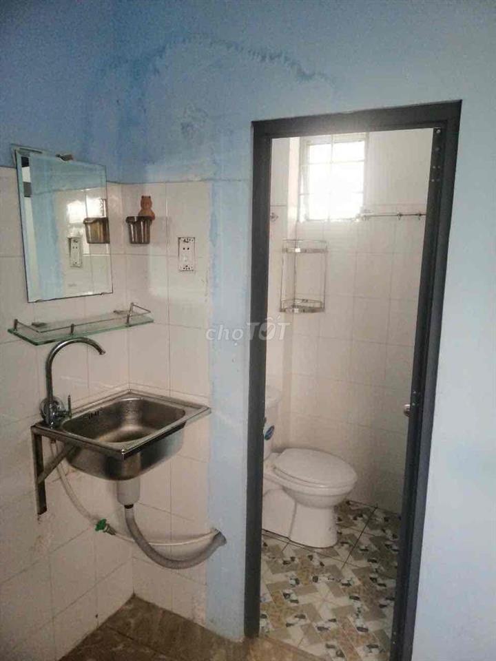 Nhà cho thuê tại Quận 10 giá rẻ