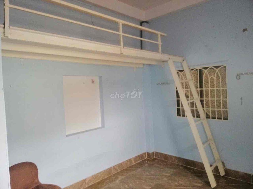 Nhà cho thuê tại Quận 10 giá rẻ