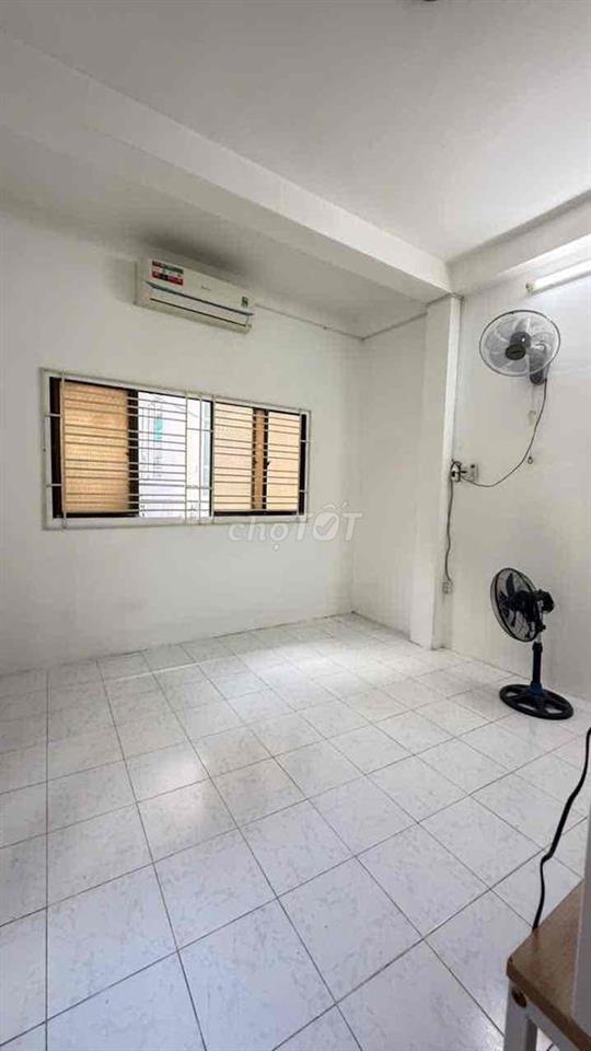 BÁN NHÀ BÌNH THẠNH GẦN NGÃ TƯ HÀNG XANH