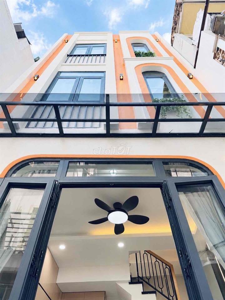 Bán nhà Phan Xích Long - 4 tầng - 80m2 DTSD - Chỉ hơn 3 Tỷ