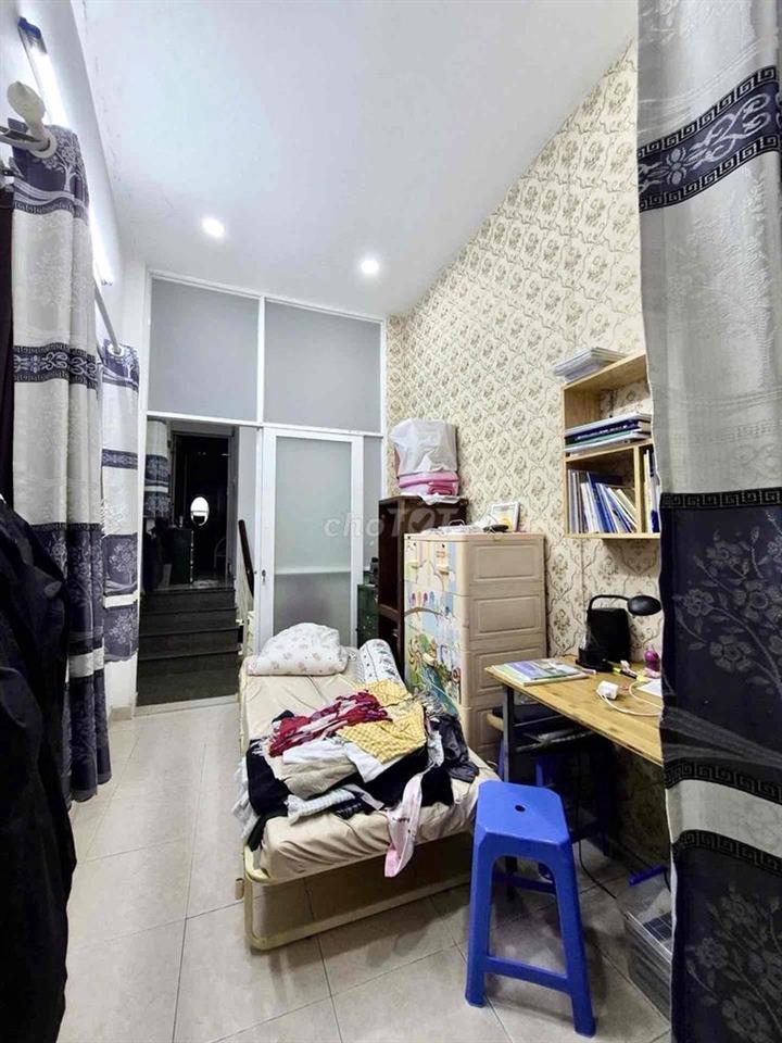Bán nhà mặt tiền thụt Phan Xích Long - Có sẵn dòng tiền thuê - 4.7 Tỷ