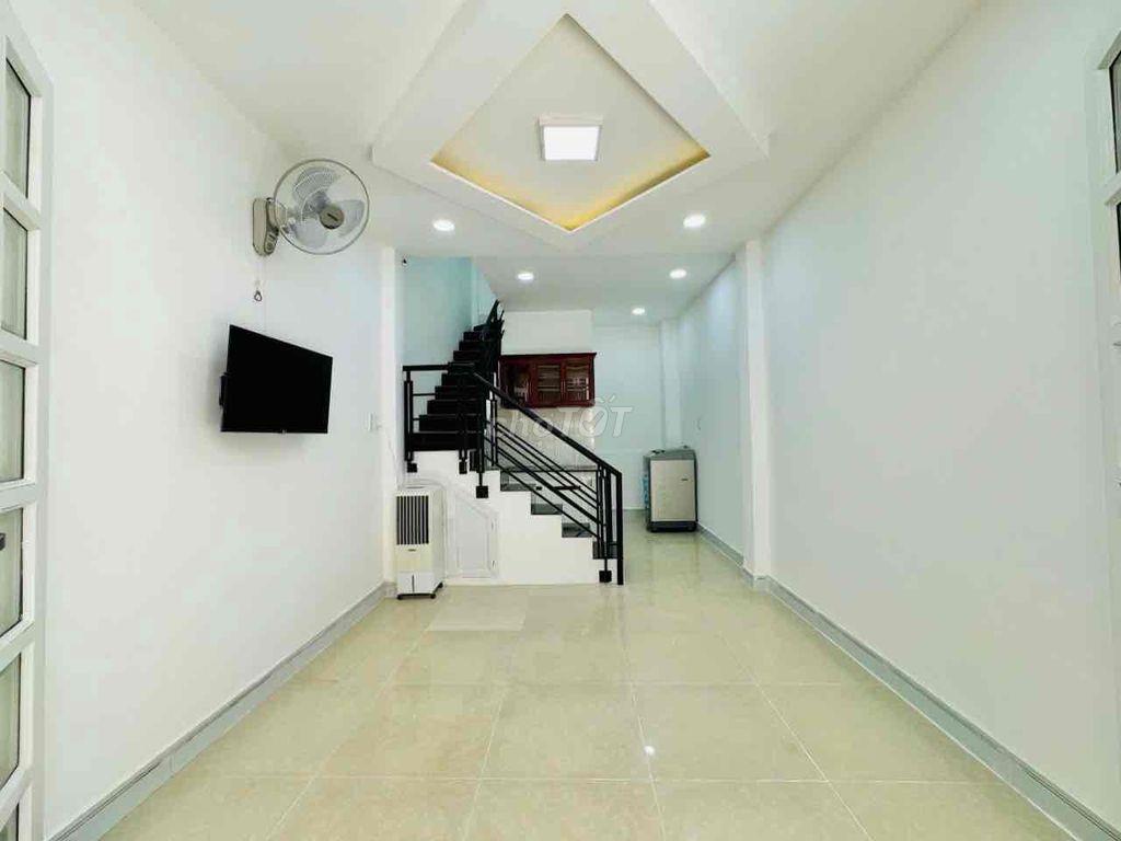 Giảm Lần 3 Chỉ Còn 3,9 Tỷ • Ngay Lê Quang Định • 1 Căn Ra Hẻm Xe Hơi