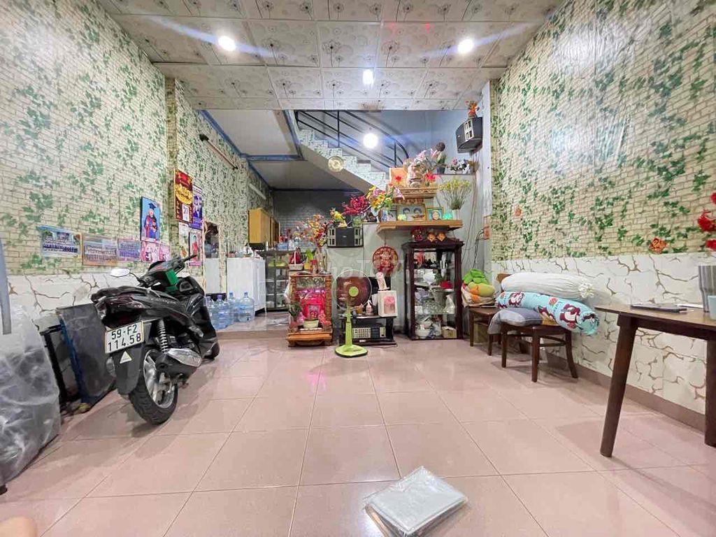 Quá Rẻ • Chủ Gấp Bán Trong Tháng • 2 Tầng 45m2 • Nhỉnh 3 Tỷ