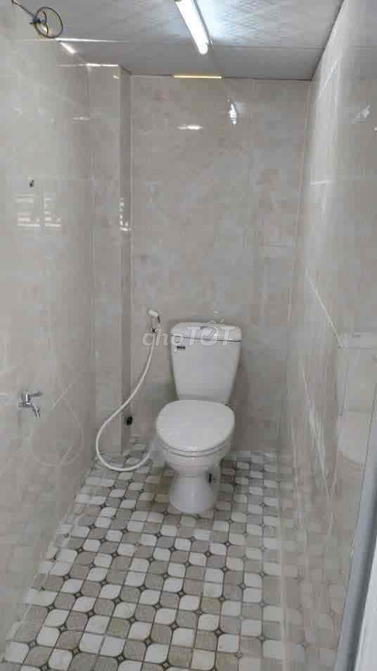 cho thuê nhà nguyên căn 2 tầng, 4-5người