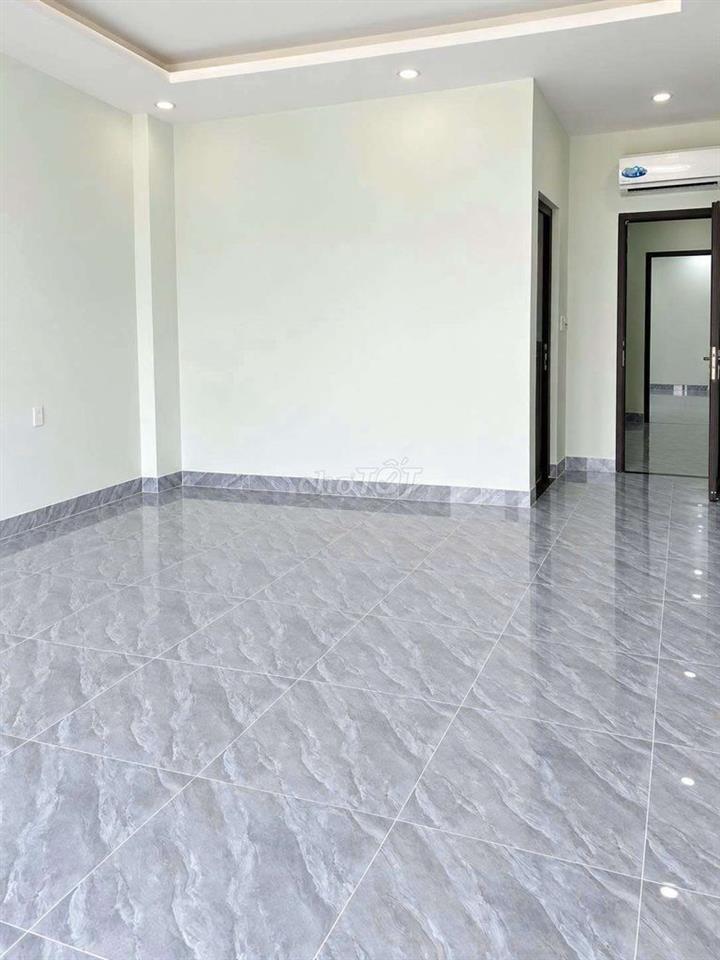 Nhà cho thuê (nhà mới), mặt tiền kênh tham lương (đs1)