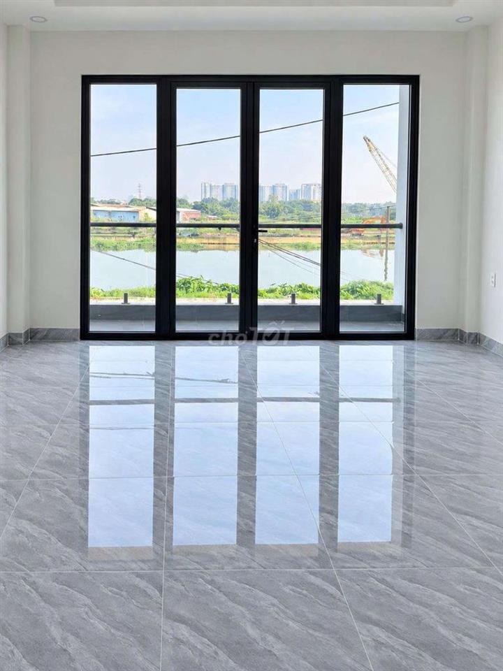 Nhà cho thuê (nhà mới), mặt tiền kênh tham lương (đs1)
