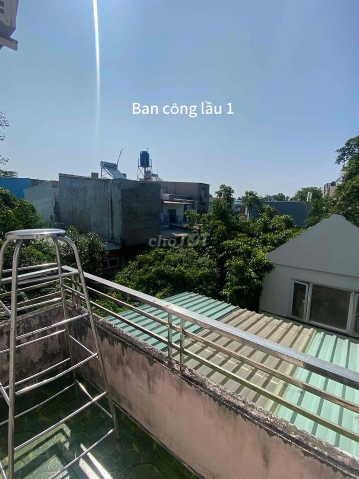 CHO THUÊ NHÀ SÂN VƯỜN 3 TẦNG NGUYÊN CĂN NHÀ BÈ - HUỲNH TẤN PHÁT
