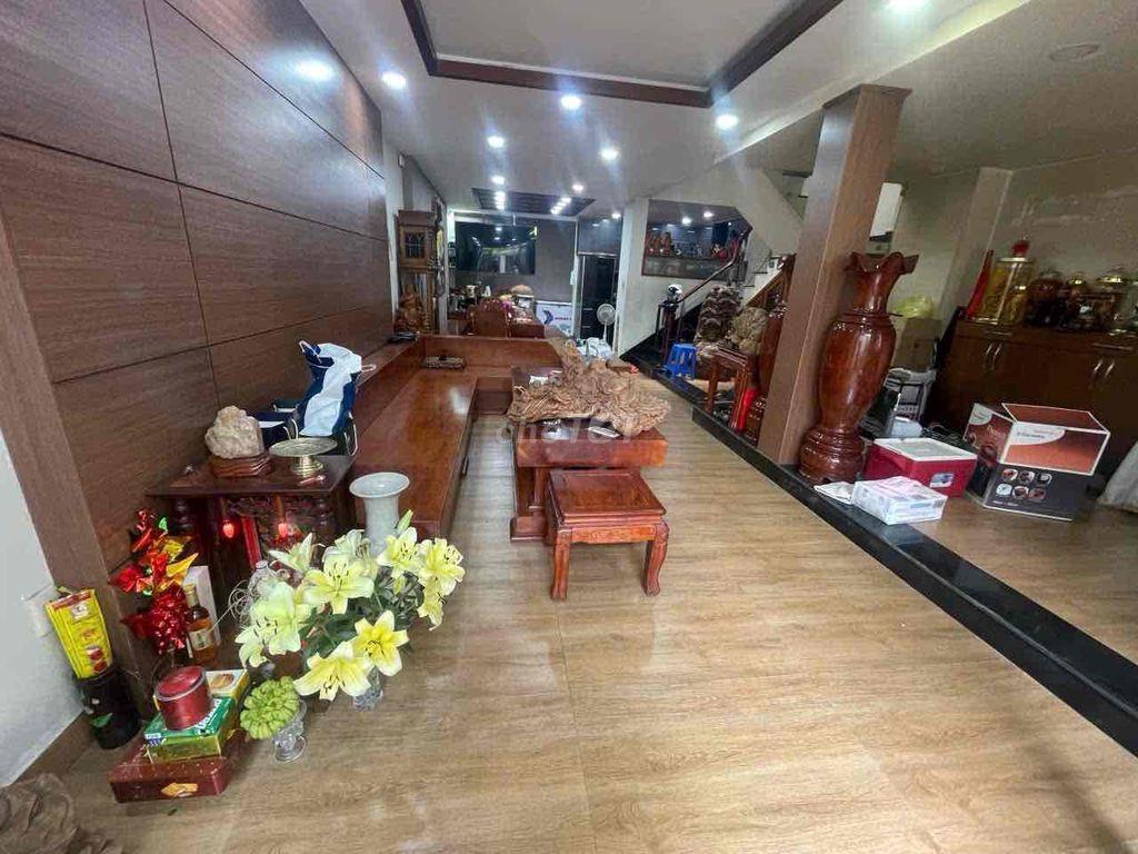 cần bán gấp