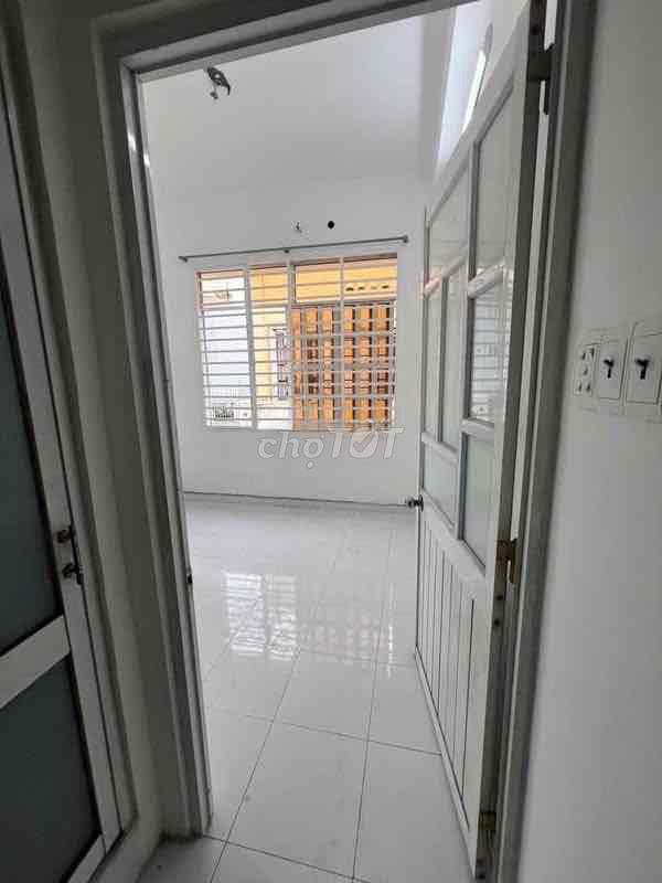 Nhà hẻm nguyên căn 03PN+03WC hẻm 151 Huỳnh Văn Bánh