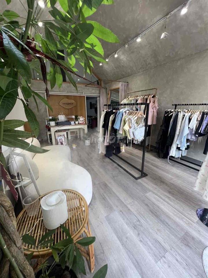 Căn hộ góc tầng trệt Lô B Chung cư, B0.1 hẻm số 09 Lý Văn Phức, phường