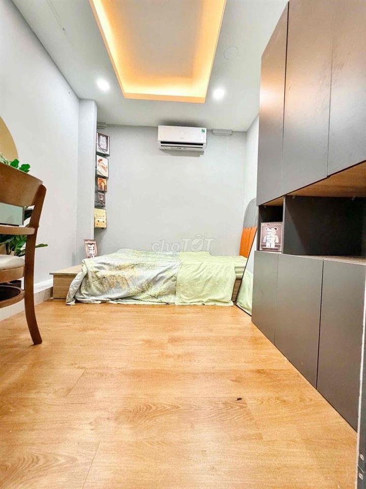 PASS PHÒNG!!! Cần Pass Phòng Cho 2 bạn nữ📣