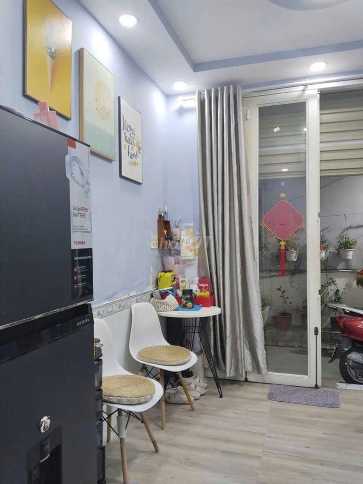 nhà nhỏ cho thê q12