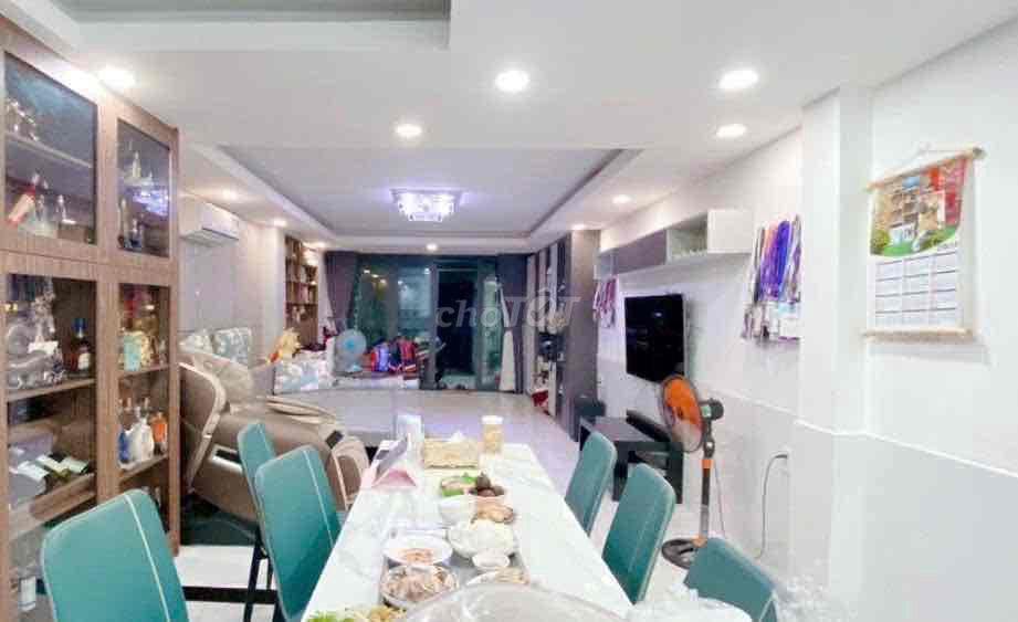 Bán nhà phố 102.5m2 - Kiều Đàm  Him Lam -  đẹp, ở ngay 4,5x23m tặng ..