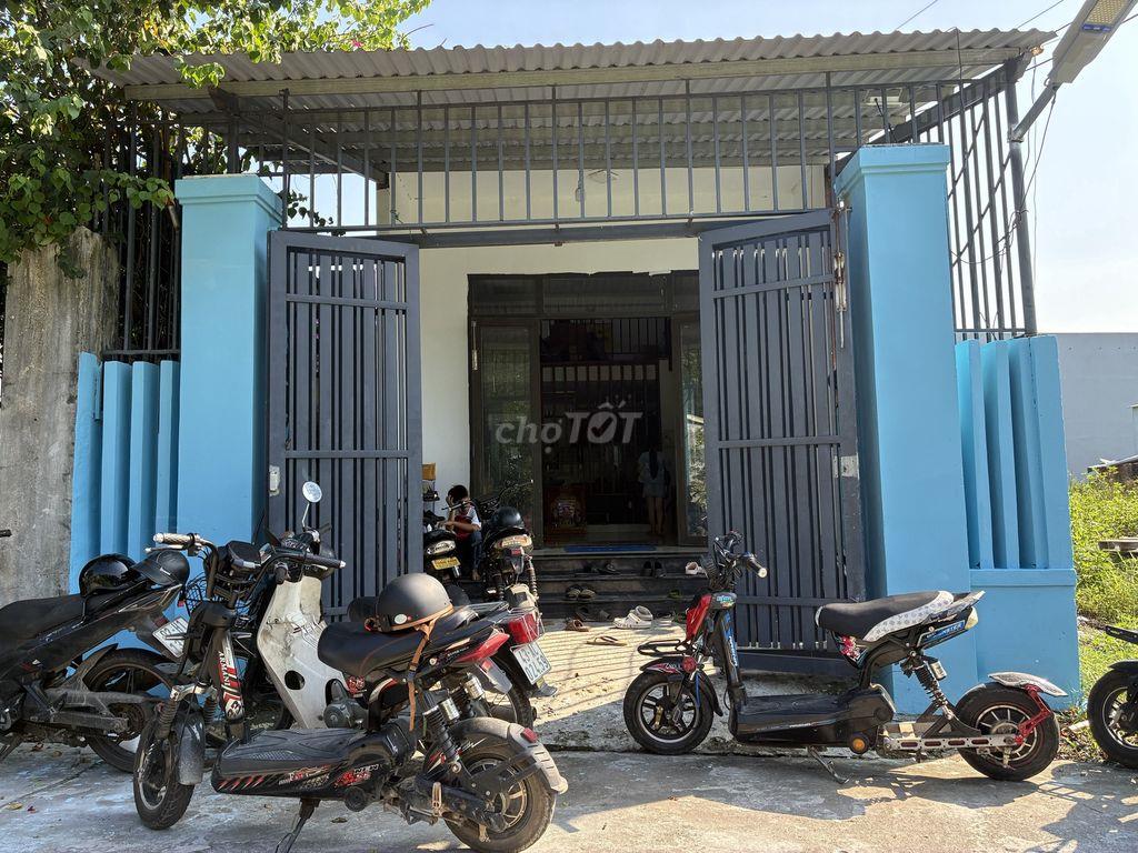 Bán nhà chính chủ 3 pn ở Hòa Tiến (Hòa Vang cũ)