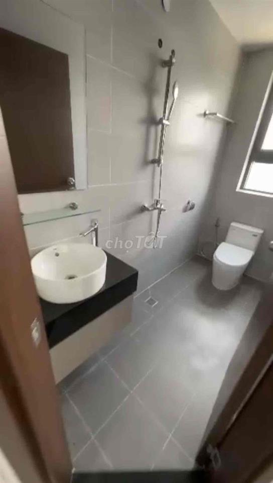 pass 1 phòng 10m2 + 1 nhà vệ sinh chung cư