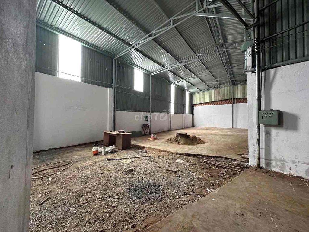 Cho thuê kho xưởng (360m2, điện 3Fa) gần CX 75, KP3 Trảng Dài
