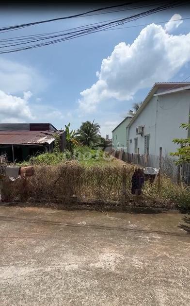 Cần bán lô 186m2 khu phố 5 ngay trung tâm Dương Đông. KD, để ở đều tốt