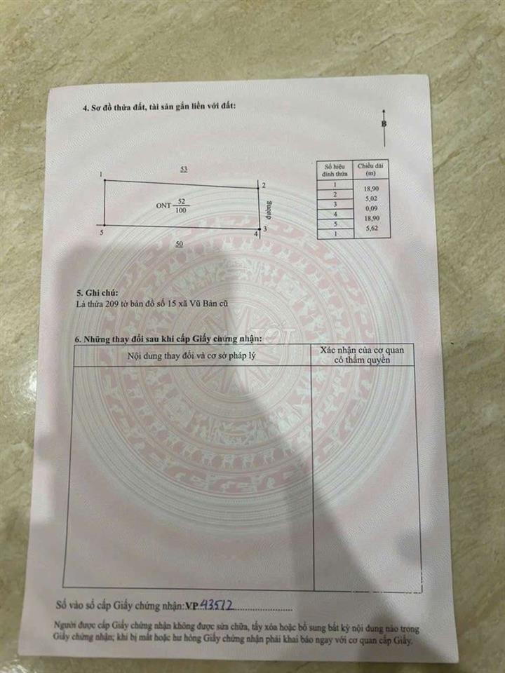 bán nhà giữa chợ vọc