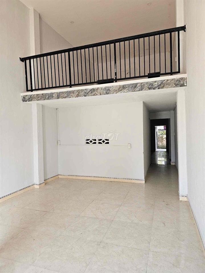 Nhà Mê Lửng Mặt Tiền Nguyễn Lương Bằng