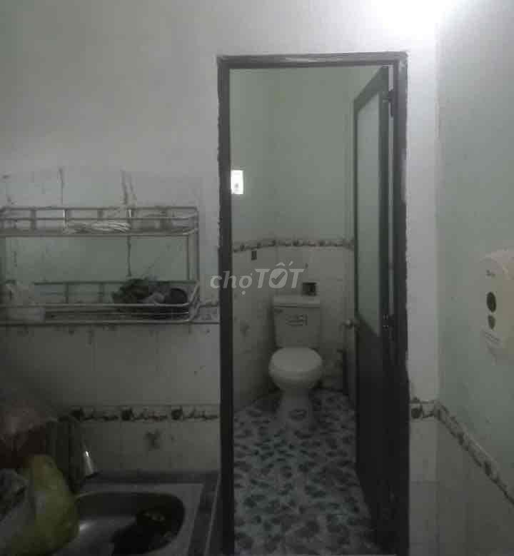 nhà hẻm rộng 1 lầu đúc