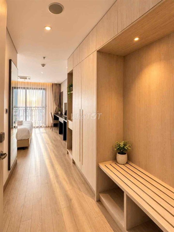 Căn Studio Khách sạn 5 sao, dòng tiền hàng tháng ổn định, chính chủ