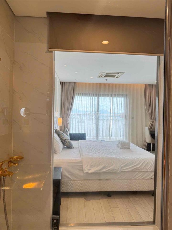 Căn Studio Khách sạn 5 sao, dòng tiền hàng tháng ổn định, chính chủ