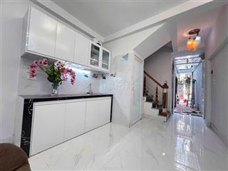 Nhà nguyên căn Đ.Cô Giang, Phú Nhuận, 2PN, Full NT giá thuê 14 tr/th