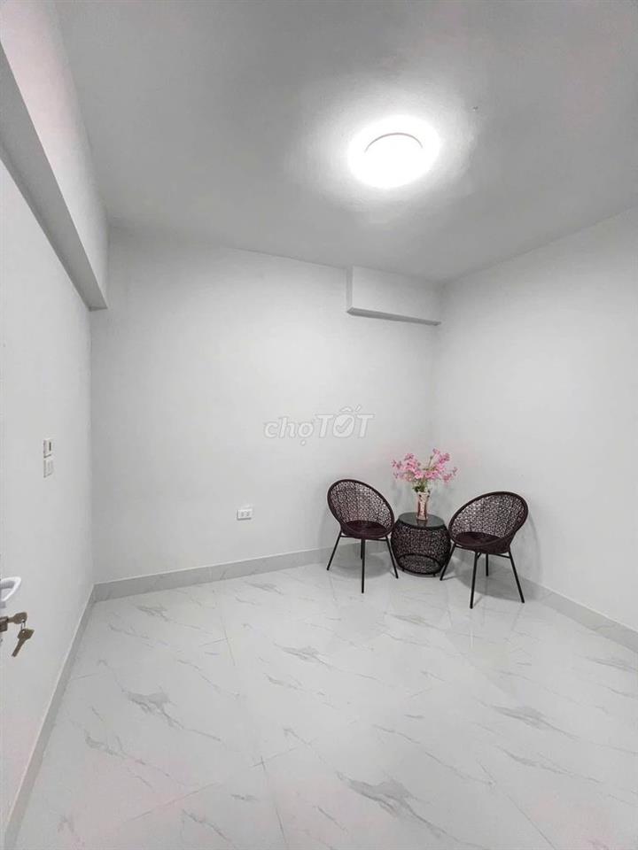 Nhà nguyên căn Đ.Cô Giang, Phú Nhuận, 2PN, Full NT giá thuê 14 tr/th