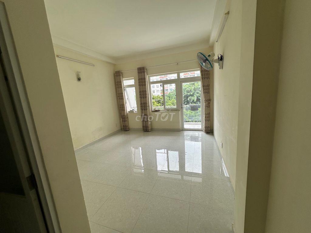 Phòng 26m2 Trung Tâm Q10 Giá Rẻ
