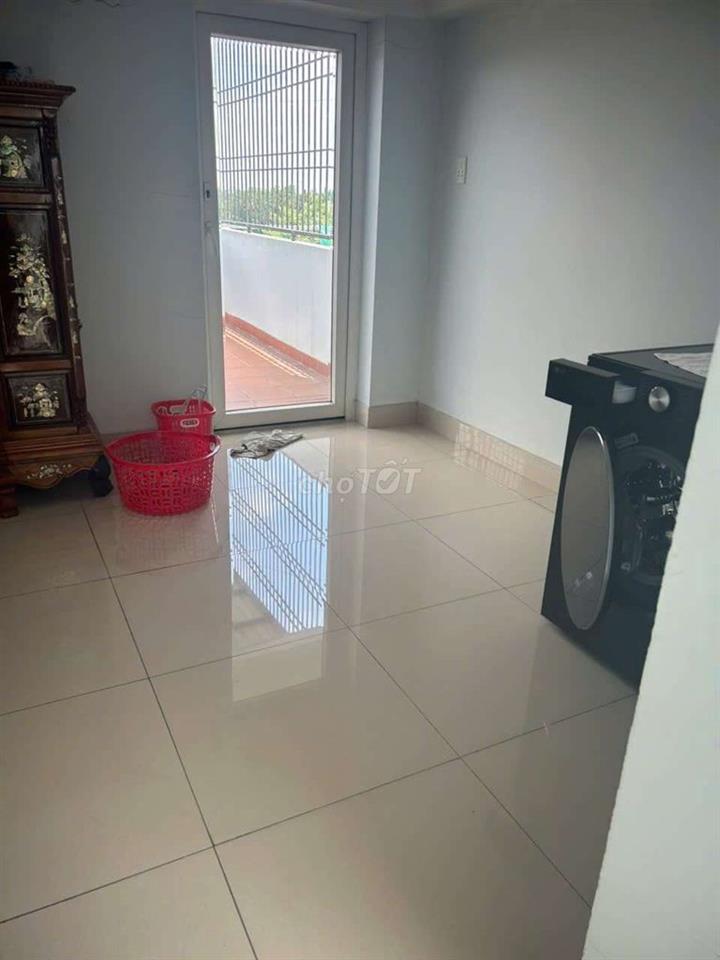 CHO THUÊ NHÀ NGUYÊN CĂN, PHÚ LỢ Q8, PHÙ HỢP GIA ĐÌNH 2–3 THẾ HỆ