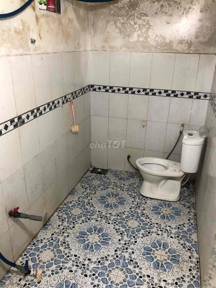 Nhà cấp 4 nguyên căn