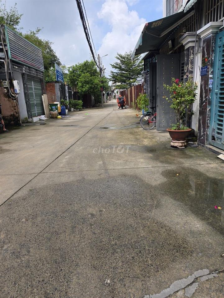 Bán nhà 1trệt 2lầu 1tum, 1/ đường Lê thị riêng phường thới an q12 