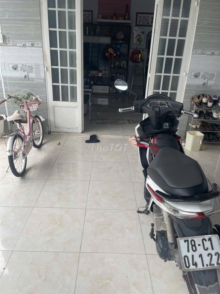 Bán Nhanh Nhà 2 mặt tiền góc.nhà ngay trung tâm.GL