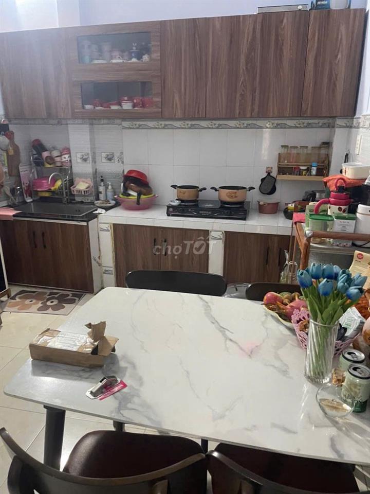 Bán Nhanh Nhà 2 mặt tiền góc.nhà ngay trung tâm.GL