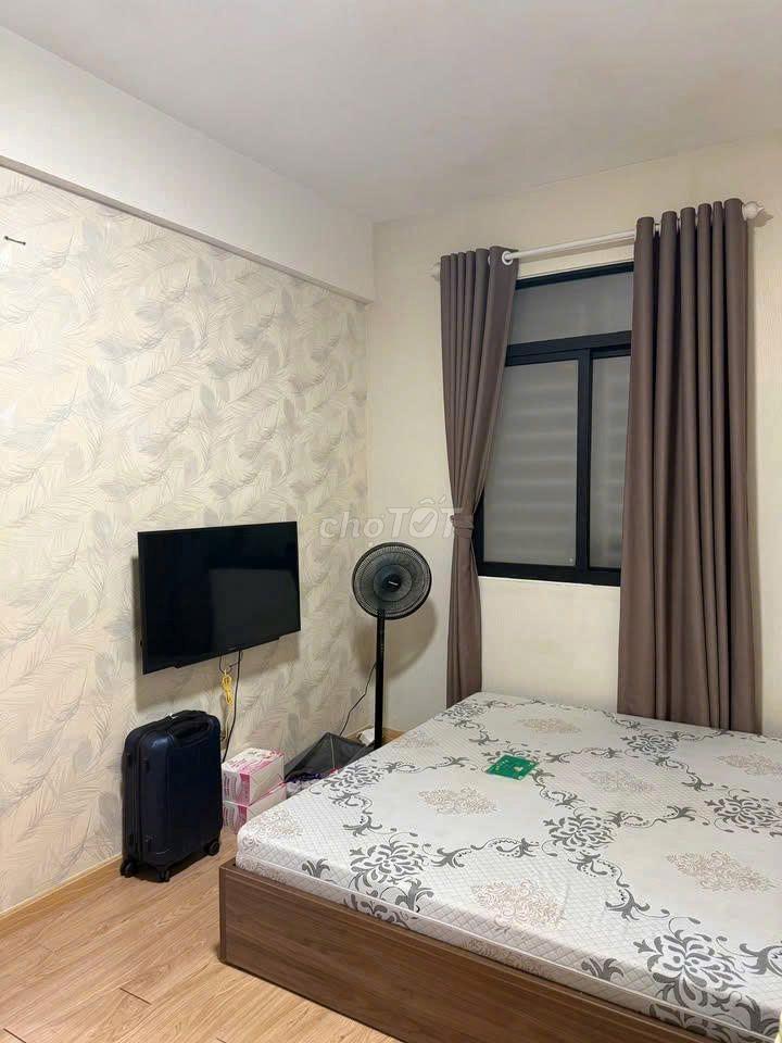 Cao Ốc Đặng Văn Ngữ có ban công, full NT 87m2, 2pn giá 14 tr/th 
