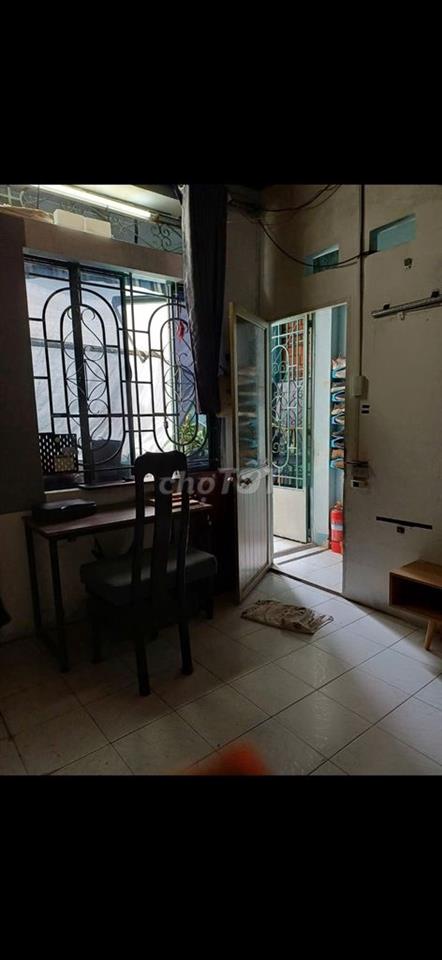 Chính chủ Phòng cho NAM : 24m2+ Nội thất đầy đủ 