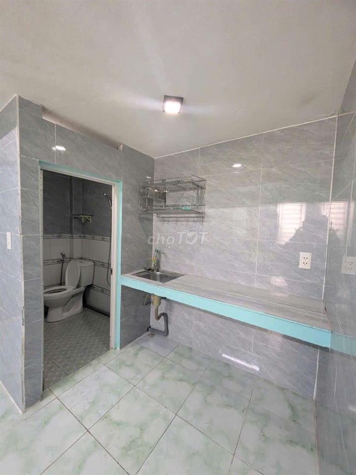 Phòng Trọ 15m2 Đường Tôn Đản (Mới)