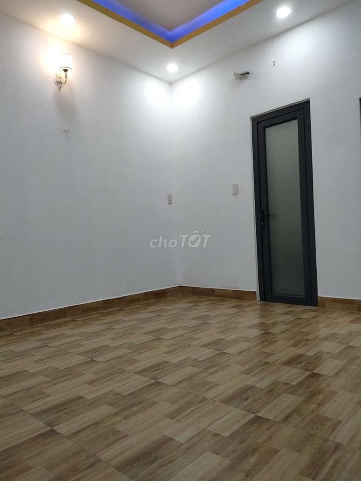 Phòng trọ Hương Lộ 2, đối diện bệnh viện Bình Tân 