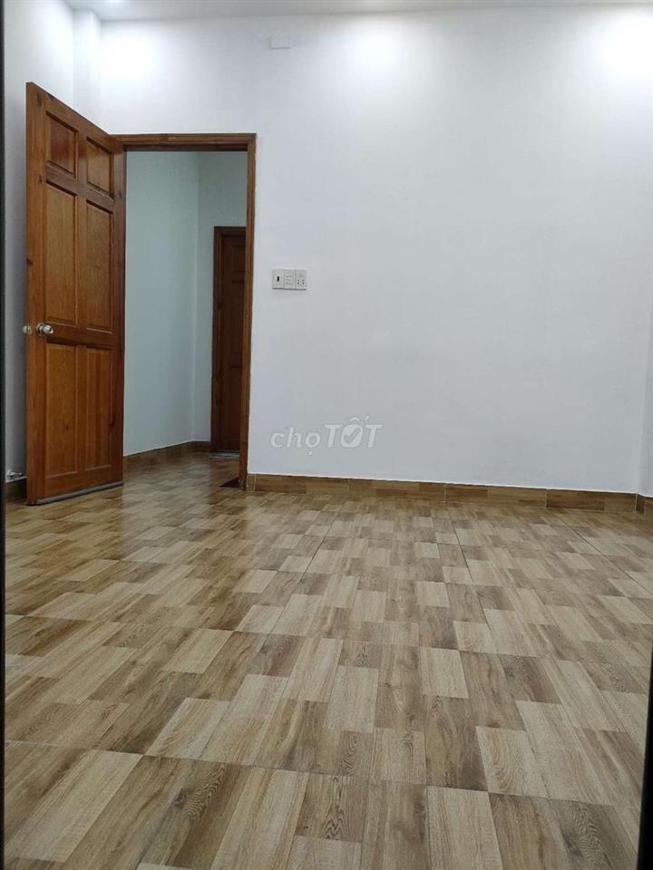 Phòng trọ Hương Lộ 2, đối diện bệnh viện Bình Tân 