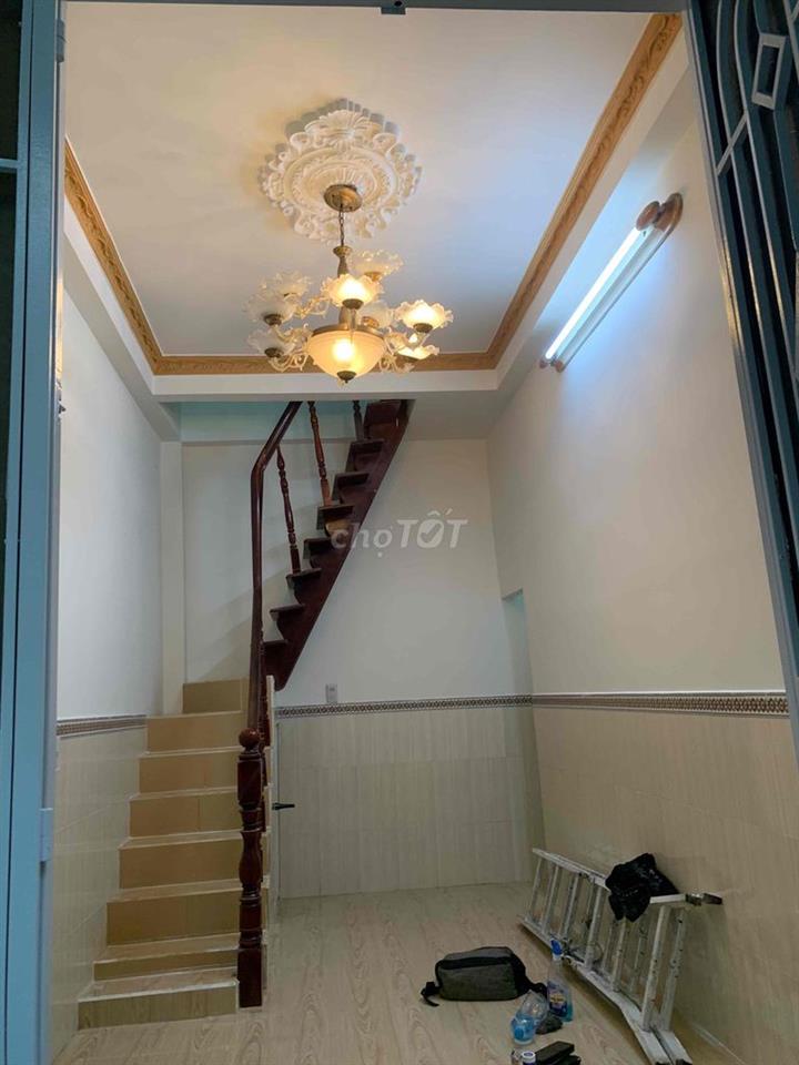Chính chủ - Cần bán Nhà hẻm thông đường Vạn Kiêp