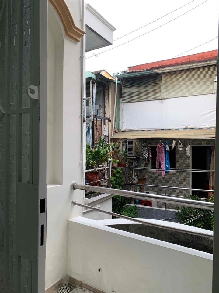 Chính chủ - Cần bán Nhà hẻm thông đường Vạn Kiêp