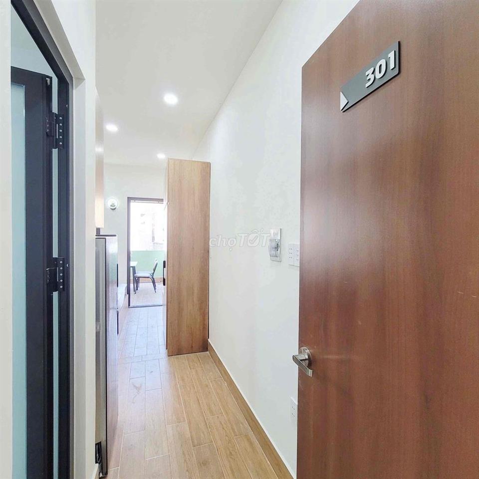 CĂN HỘ VIEW ĐẸP NGAY HỒ BÁ KIỆN QUẬN 10