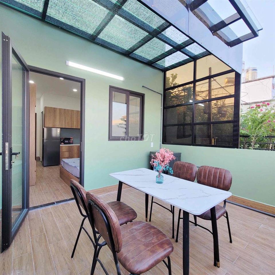 CĂN HỘ VIEW ĐẸP NGAY HỒ BÁ KIỆN QUẬN 10