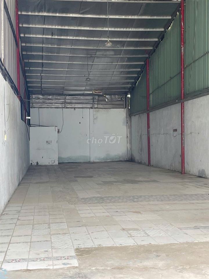 Cho thuê Kho 200m2, giá 12tr,Đường container