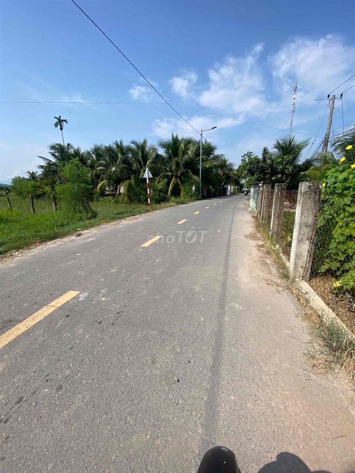 CẦN BÁN ĐẤT MẶT TIỀN 500m2