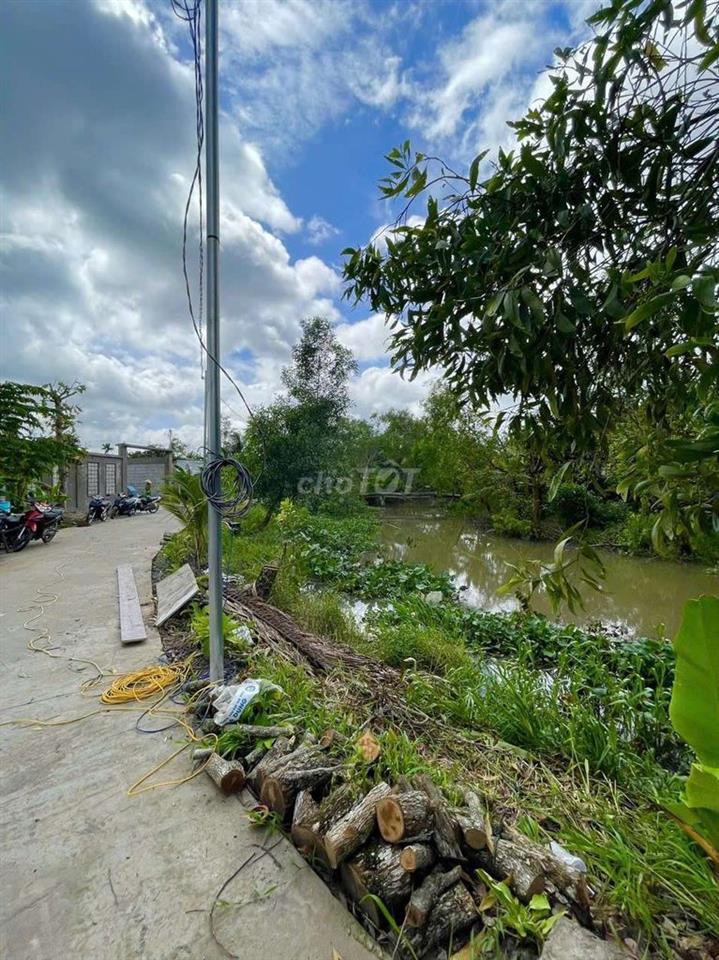 MUA LÀ SINH LỜI! LÔ ĐẤT 193M2 GÓC 2 MẶT TIỀN NGAY KHU LÀNG ĐẠI HỌC