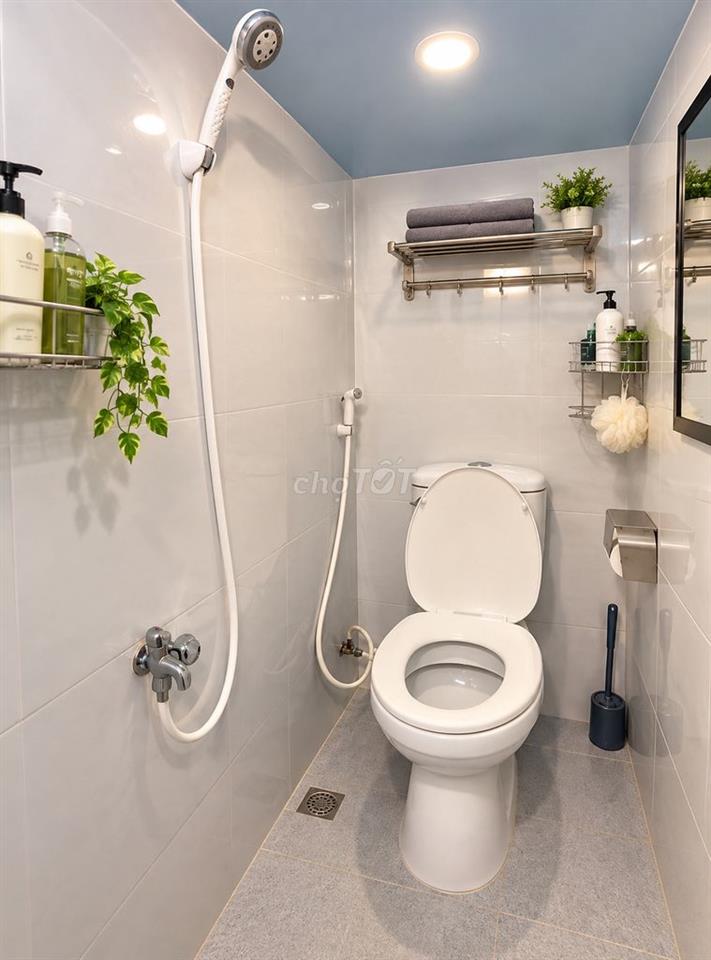 Cho thuê phòng có gác lửng, toilet riêng – 14 Trần Minh Quyền, Quận 10