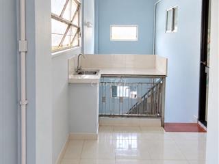 Cho thuê phòng có gác lửng, toilet riêng – 14 Trần Minh Quyền, Quận 10