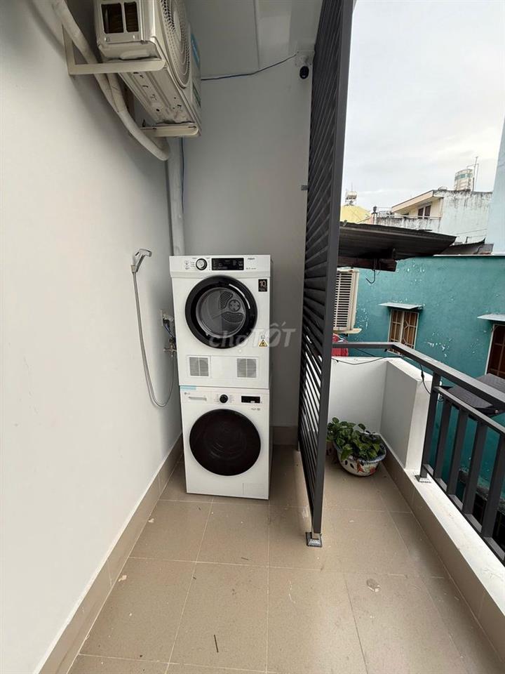 Phòng trọ Q10 chính chủ có ban công, máy sấy, gần BV Hòa Hảo - 5.8tr